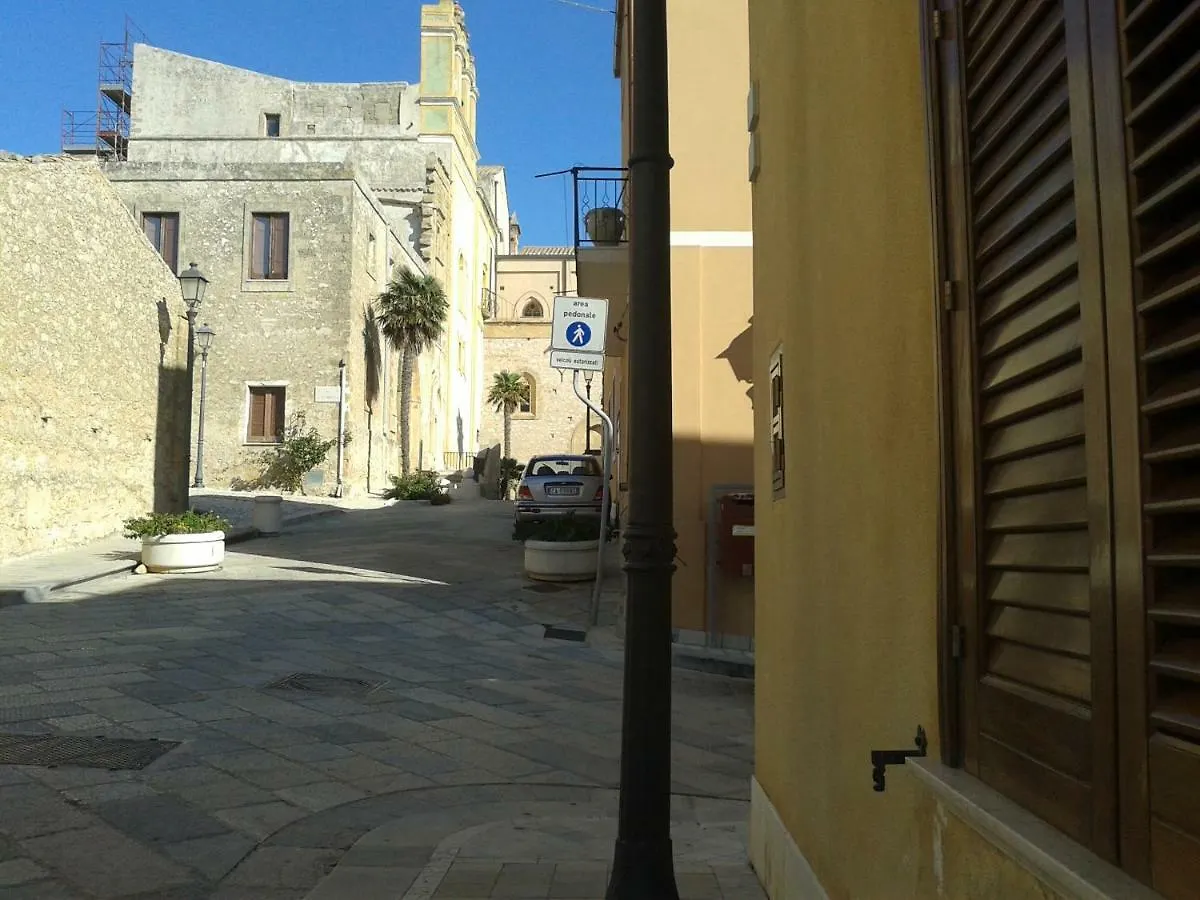 Apartment La Petite Maison Custonaci